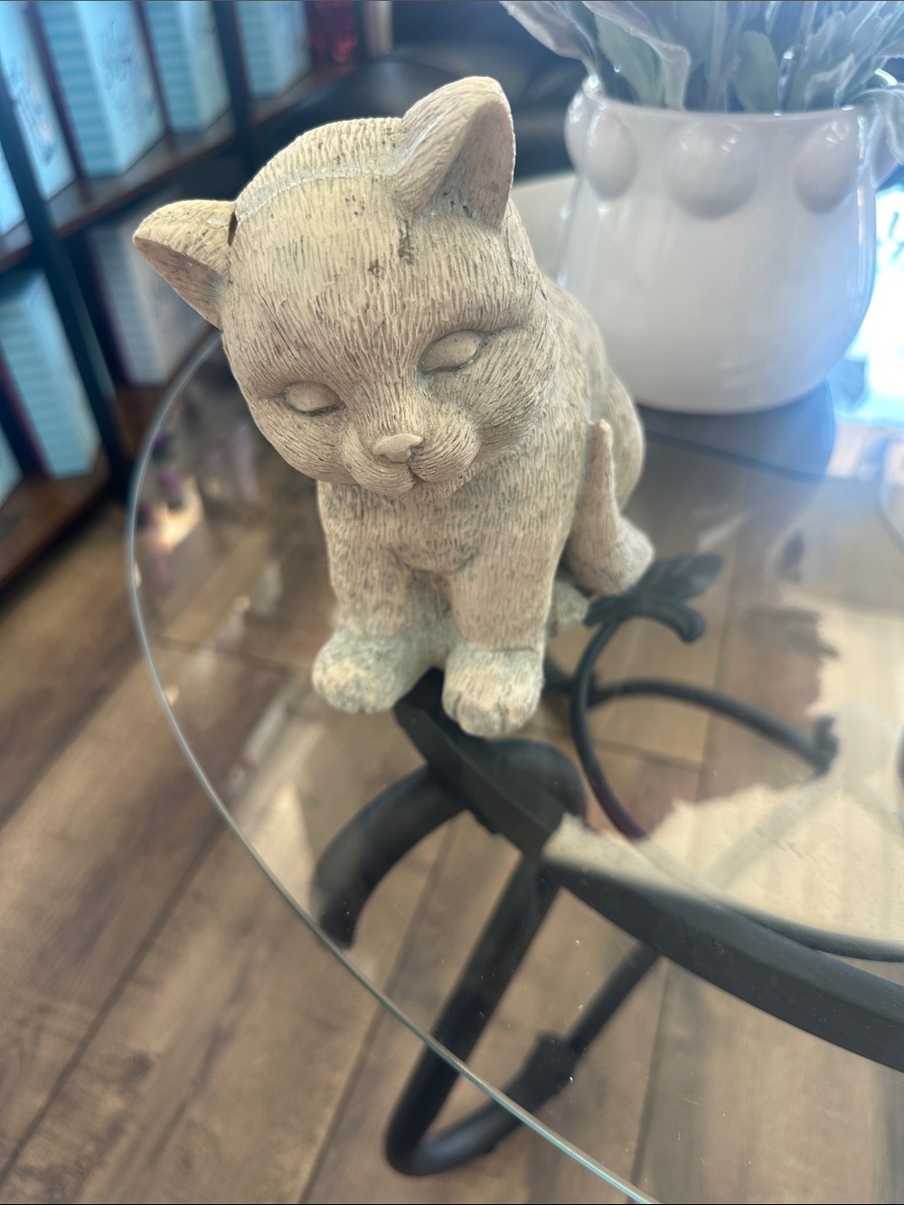 Small Decorative Sitting Cat Figurine - Beige Stone Look